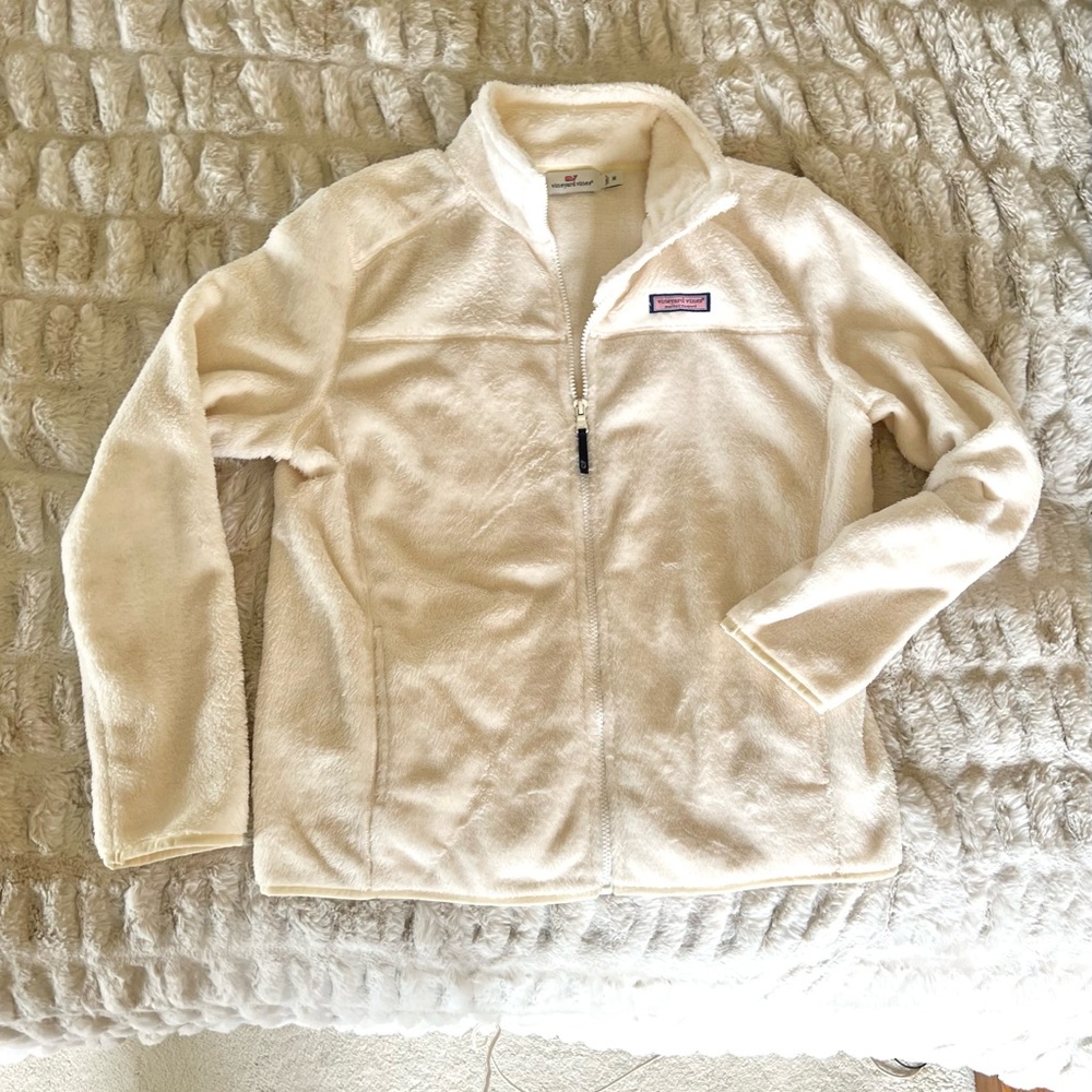 Vineyard Vine, ivory zip up sweatshirt, size medium, looks brand new!
